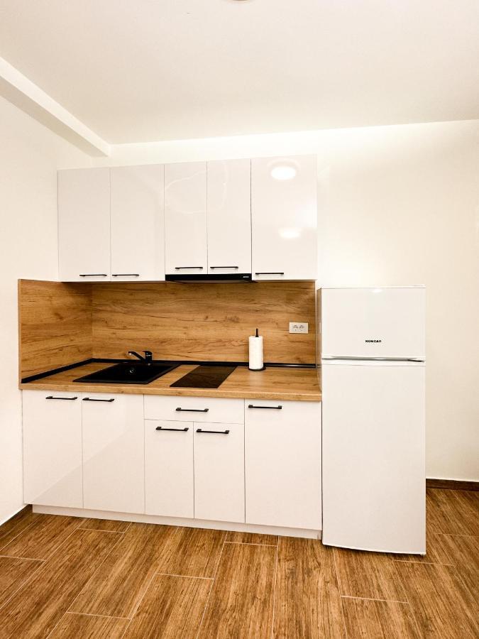 Kiko Apartmani Lux Зренянин Экстерьер фото