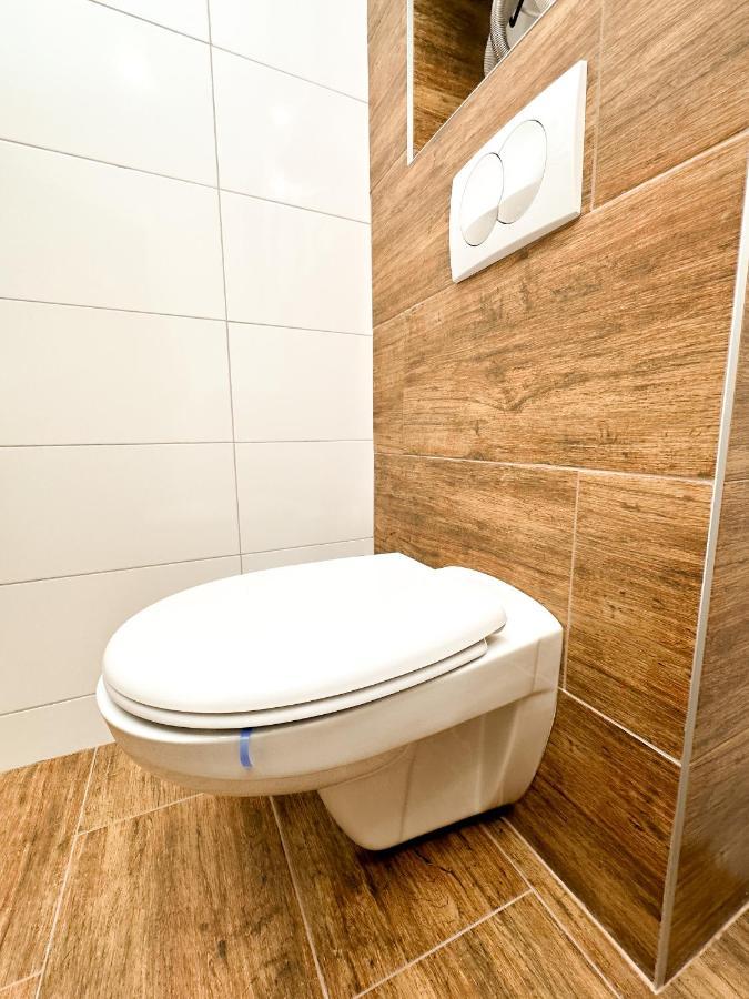 Kiko Apartmani Lux Зренянин Экстерьер фото