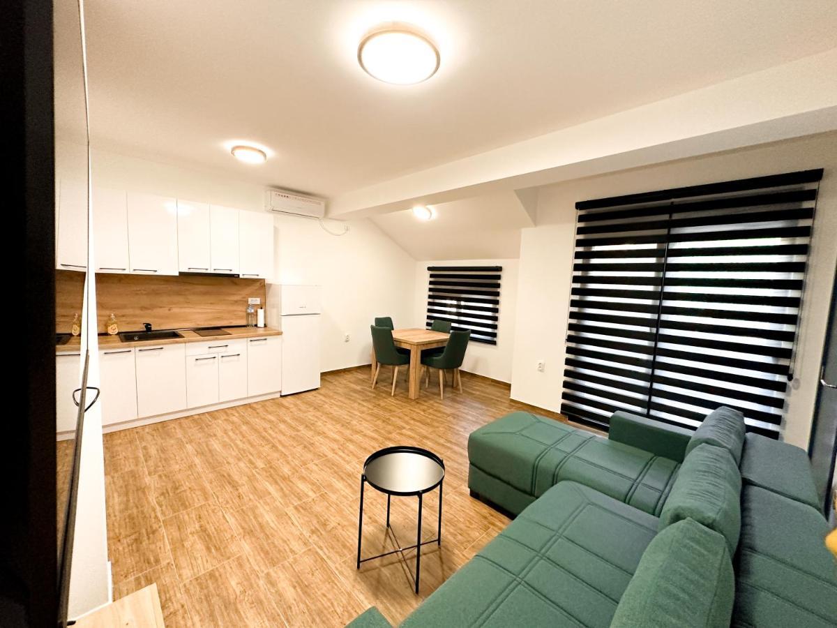 Kiko Apartmani Lux Зренянин Экстерьер фото