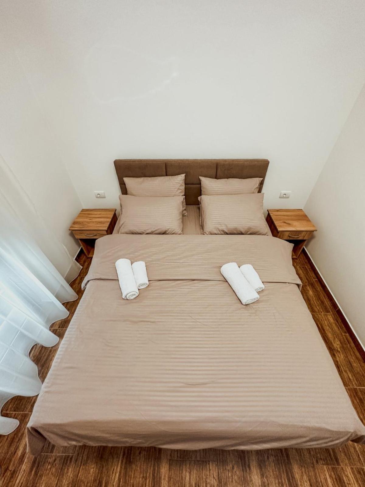 Kiko Apartmani Lux Зренянин Экстерьер фото