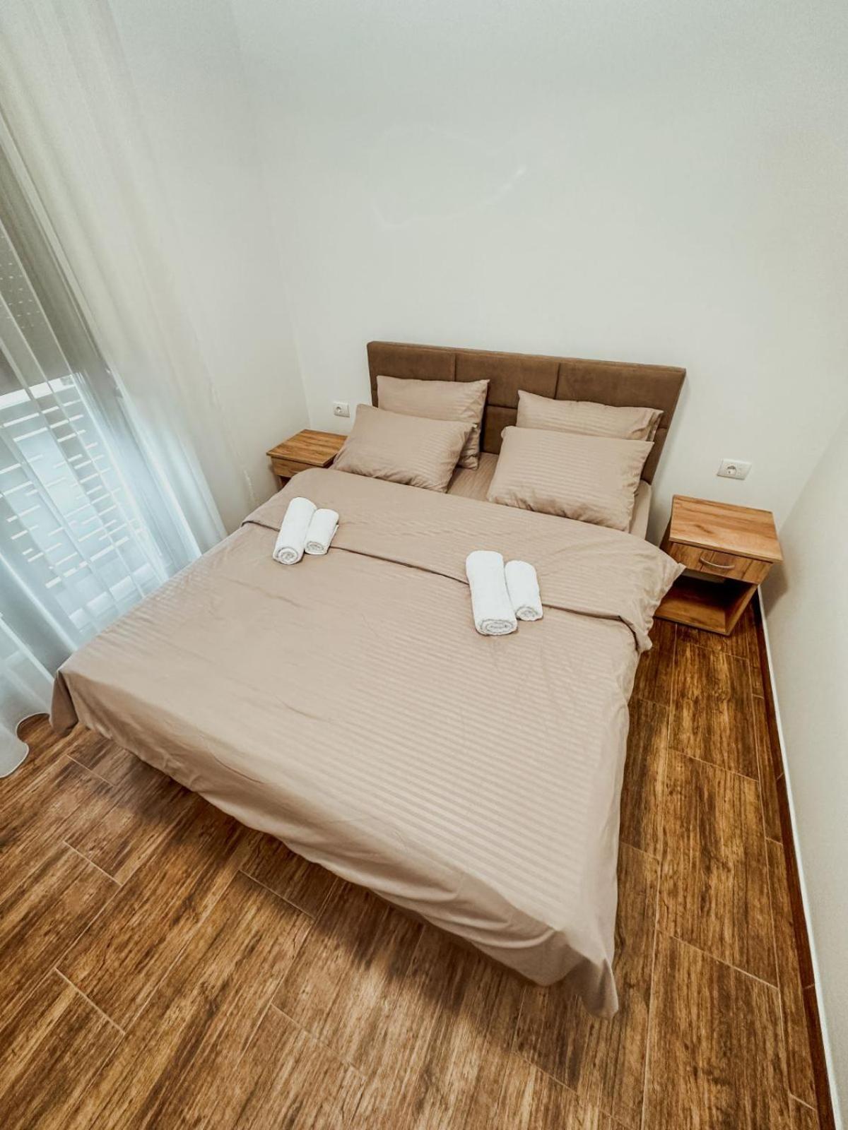 Kiko Apartmani Lux Зренянин Экстерьер фото
